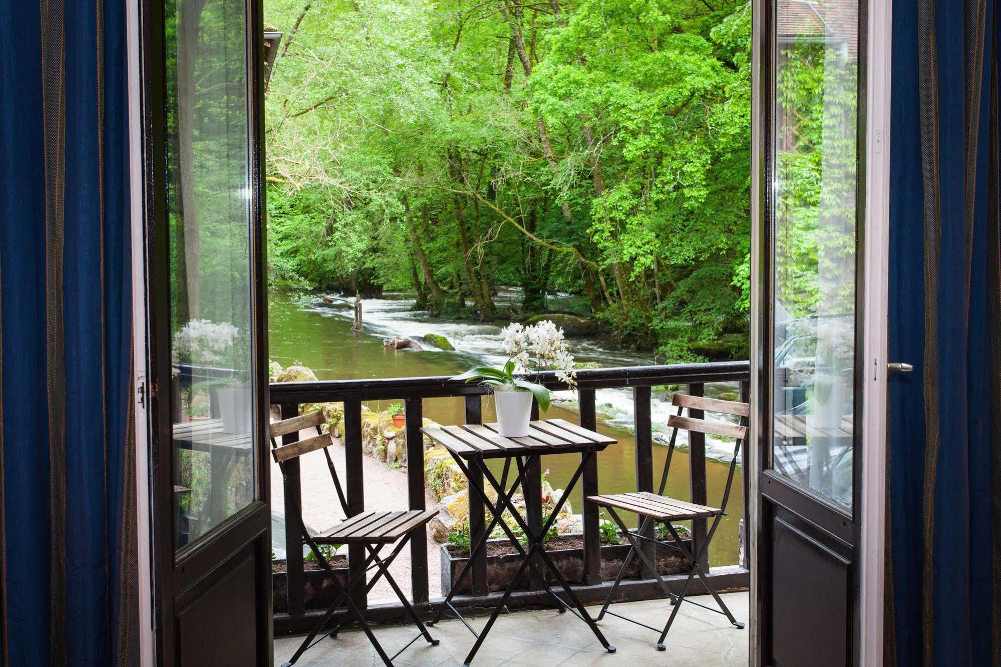 Hotel Le Moulin Des Ruats Avallon Exteriér fotografie